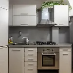 Budget Flat Near Market & Bus Station * Varna