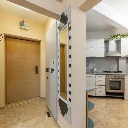 Budget Flat Near Market & Bus Station فارنا